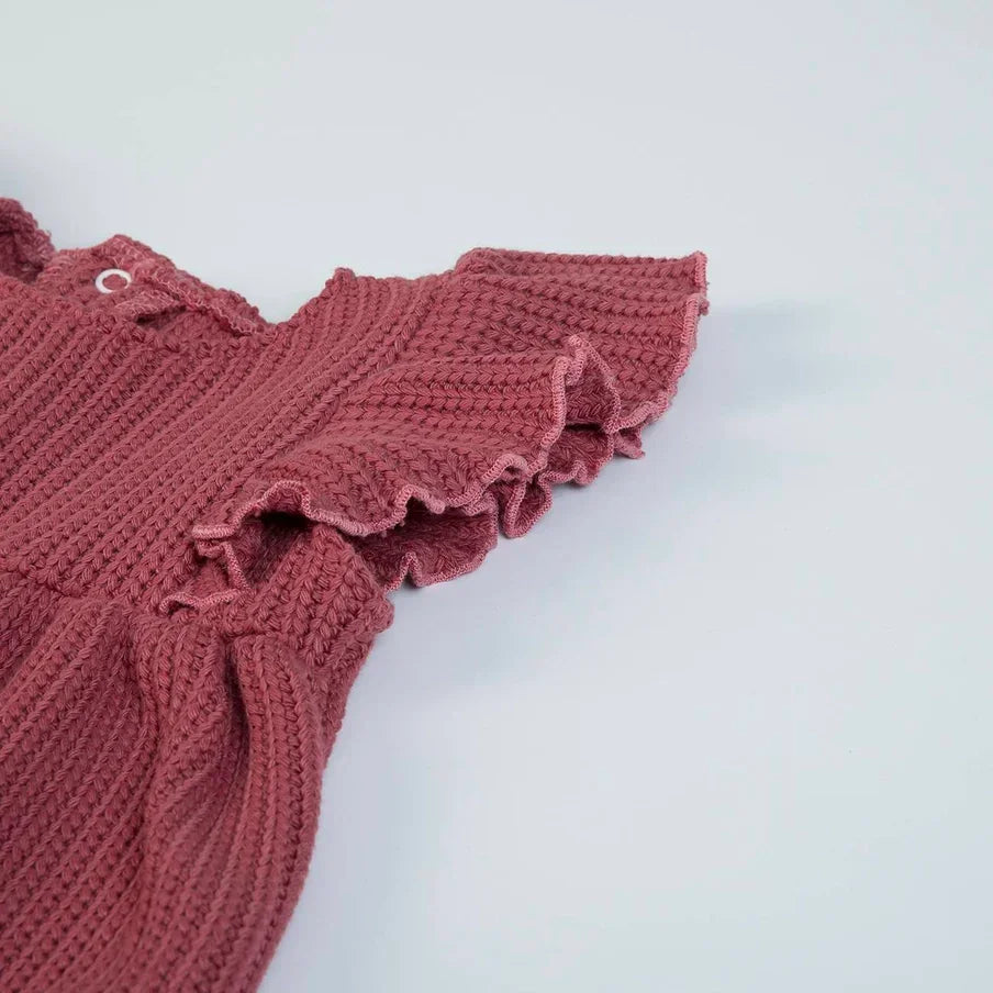 Gestrickter-Strampler